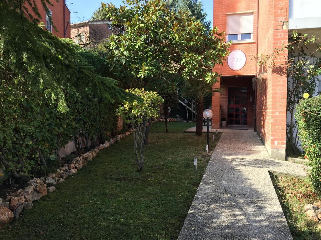 Hotel Dimora Spina Ferrazzano Exterior foto